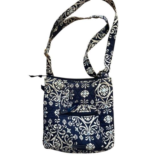 Vera Bradley blue and white colorful purse - Picture 1 of 7